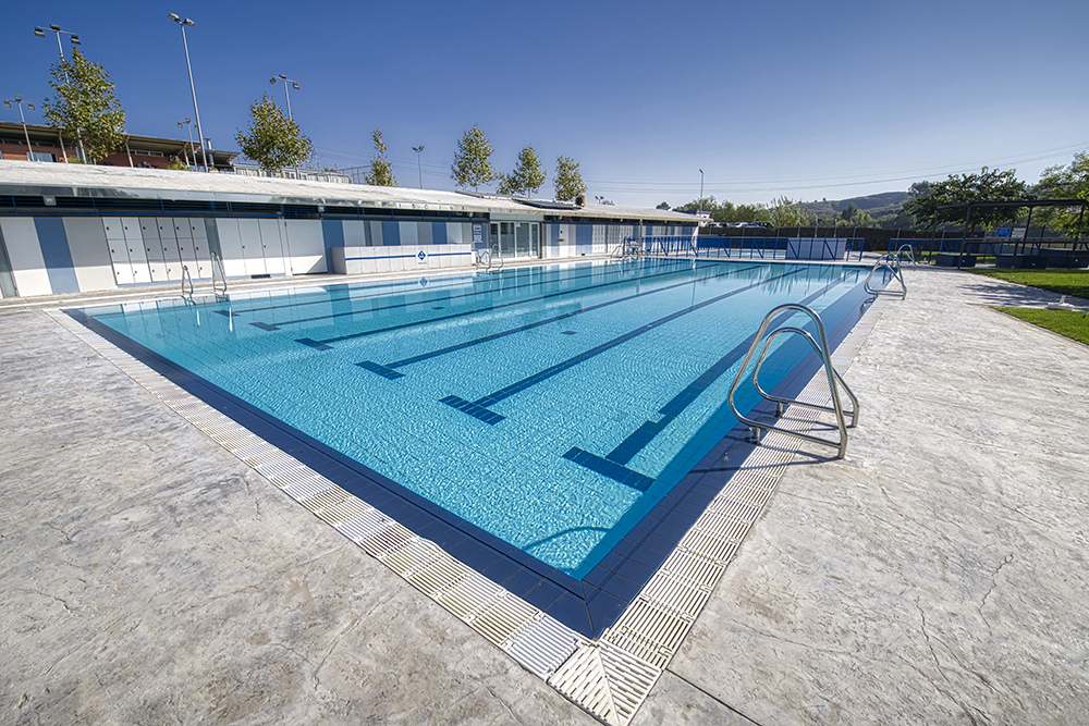 piscinamunicipaldeviladecavalls